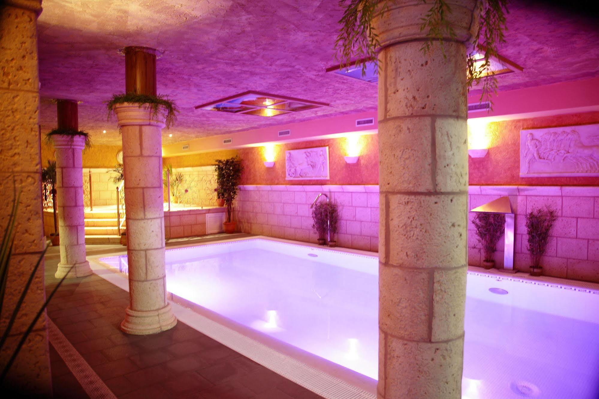 Posada-Spa Privilegio De Vara โนฮา ภายนอก รูปภาพ